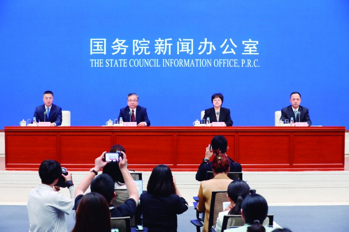 上半年工业经济向稳、向新、向优 系列增量助企举措将陆续发布.jpg