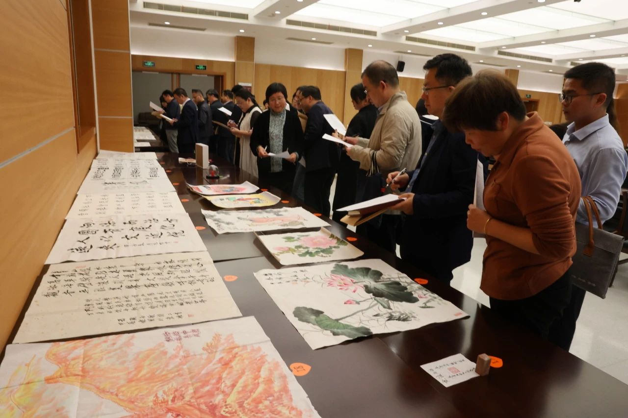 706aa06bc57942e822a658a34dc917e0.jpg 706aa06bc57942e822a658a34dc917e0.jpg