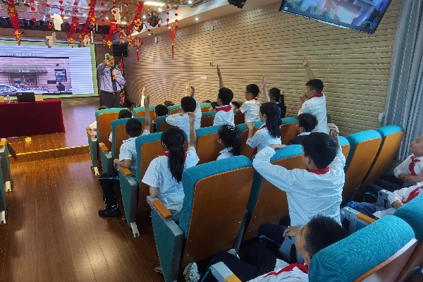 29152156808m.jpg 29152156808m.jpg